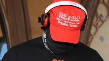 LeBron James And The Entire Lakers Team Wear Fake MAGA Hats In Support Of Breonna Taylor Before Playoff Game