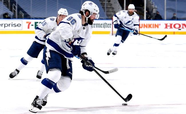 911 Call For Yelling Shoot End Up Being Guys Watching NHL Playoffs