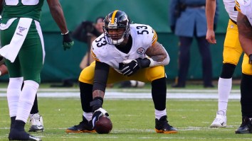 Steelers’ Maurkice Pouncey Honors Slain Police Officer Eric Kelly On His Helmet During Game Against Broncos
