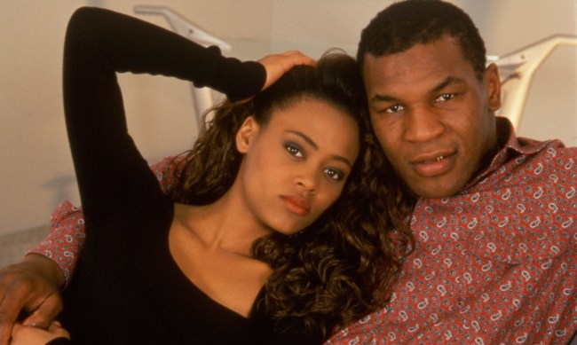 Robin Givens Serves Mike Tyson Jamie Foxx Cease Desist Over Biopic