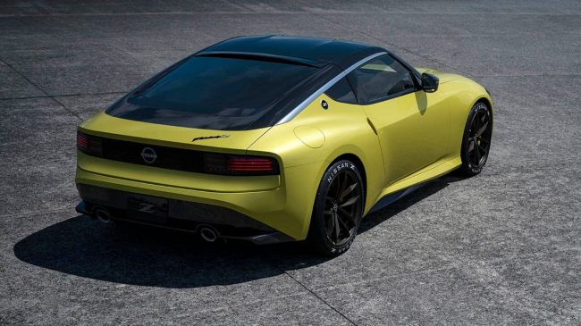 Nissan Z Proto is a manual retro sports car that could be a Supra killer.
