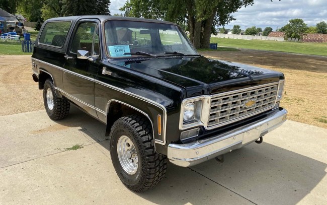 Best Vintage SUVs For Sale Online This Week