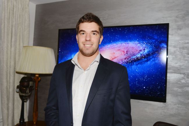 Fyre Festival’s organizer, Billy McFarland, sentenced to 26 months in federal prison in Ohio while his business partner Ja Rule distanced himself from the disaster. But now, McFarland hosting a new multi-part podcast series titled Dumpster Fyre, McFarland from prison.