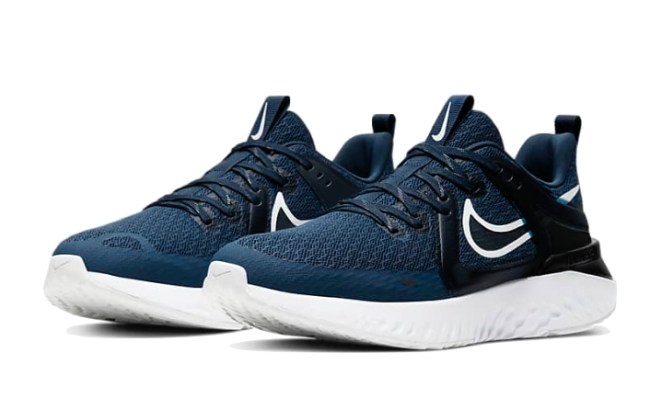 Nike Legend React 2