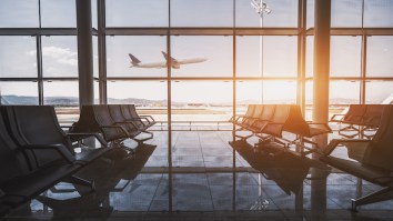 Passenger Forced To Wear Shirt To Cover-Up This ‘Lewd’ Outfit Even When Airline Staff Couldn’t Prove She Was Breaking Any Rules