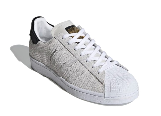 adidas Superstar