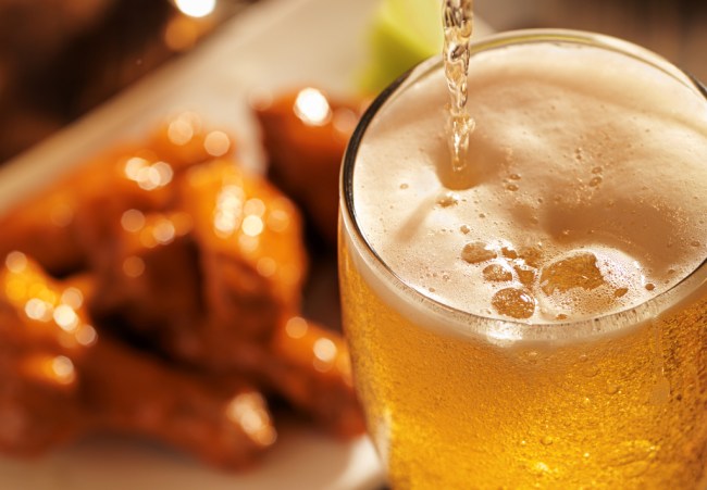 buffalo-wangz-hot-sauce-beer