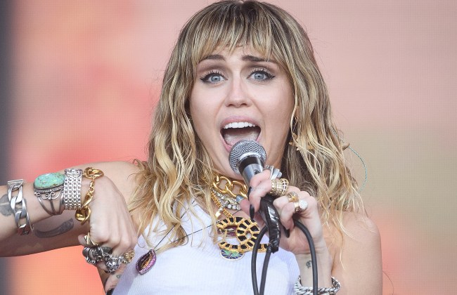 miley cyrus alien ufo encounter