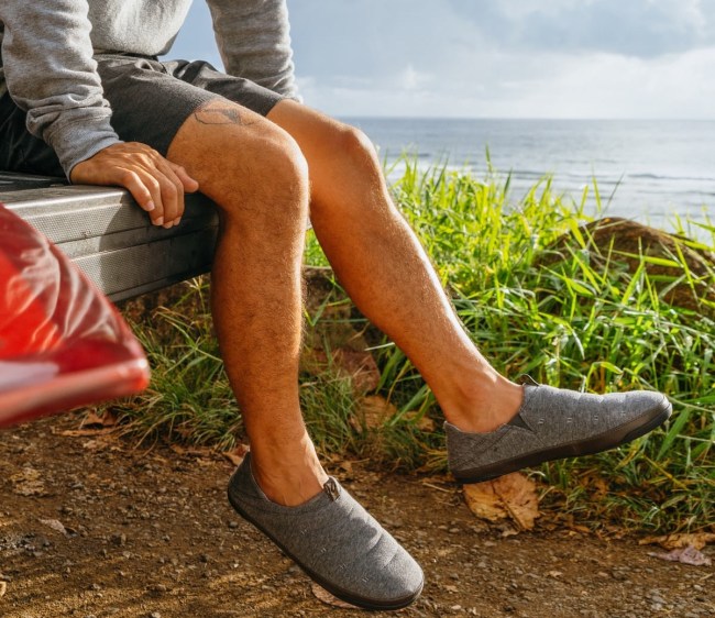 OluKai Slippers indoor outdoor