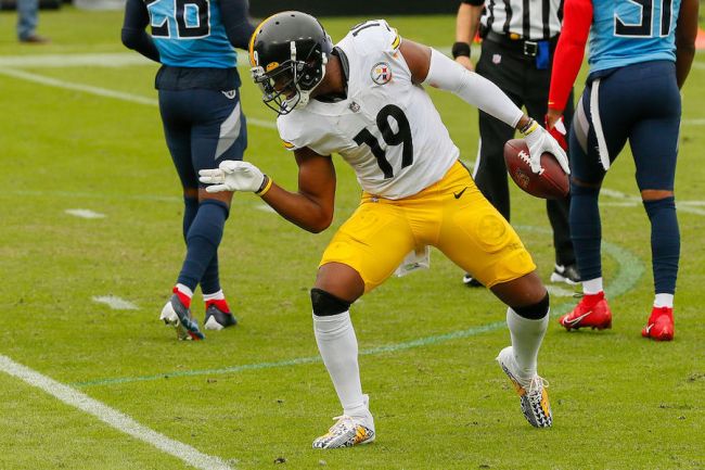 JuJu Smith-Schuster Fined For Socks