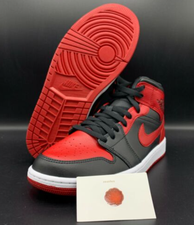 Air Jordan 1 Mid Banned