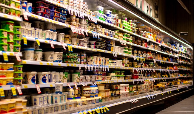 Police Officer Pays Shoplifters Groceries Instead Of Arresting Them