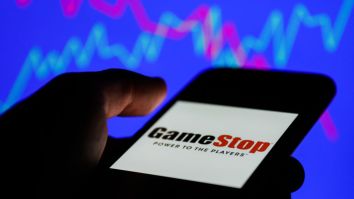Redditor Loses $13 Million In One Day On GameStop Stock, Vows To Hold The Line – Mark Cuban Gives Advice To WallStreetBets