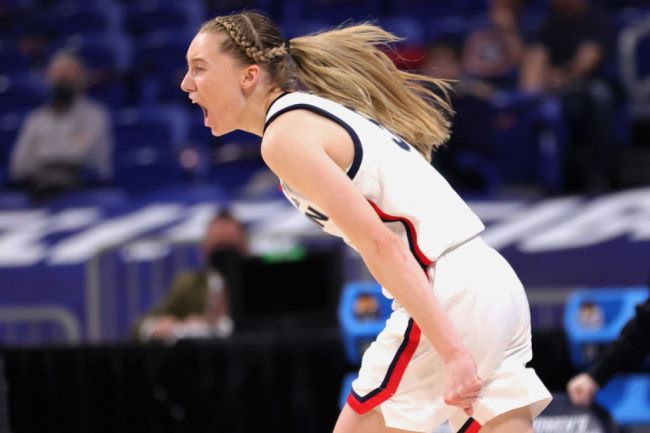 Paige Bueckers UConn Iowa Sweet Sixteen