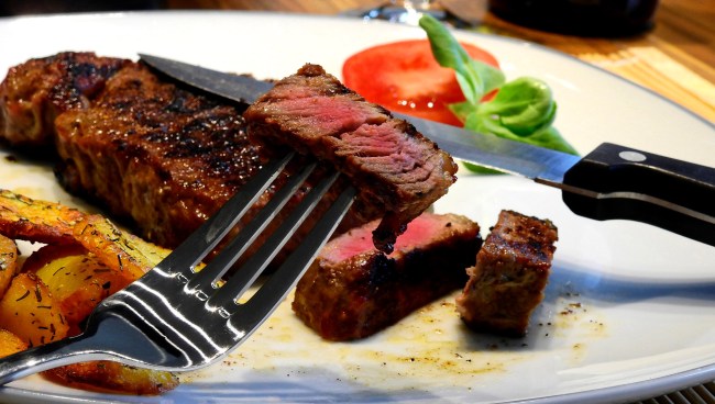Professional Chef Cooks A Steak In A Toaster Says It Came Out Perfect