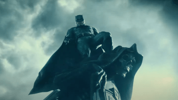 Warner Bros. Has A Problem On Their Hands As #RestoreTheSnyderVerse Trends Worldwide