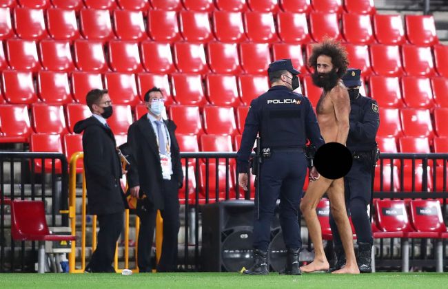 manchester united streaker