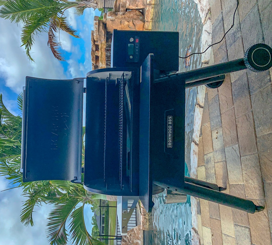 Traeger Ironwood 885