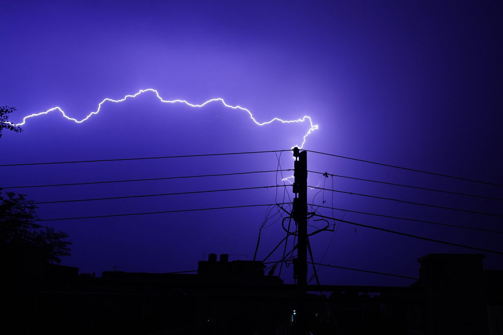 18 deaths from Lightning Strike in India at popular selfie spot for tourists