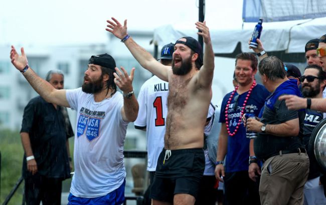 Tampa Bay Lightning Pat Maroon Boat Parade
