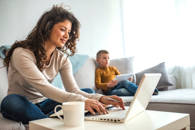 More than 1 in 4 US workers would look for another job if they can't work from home.
