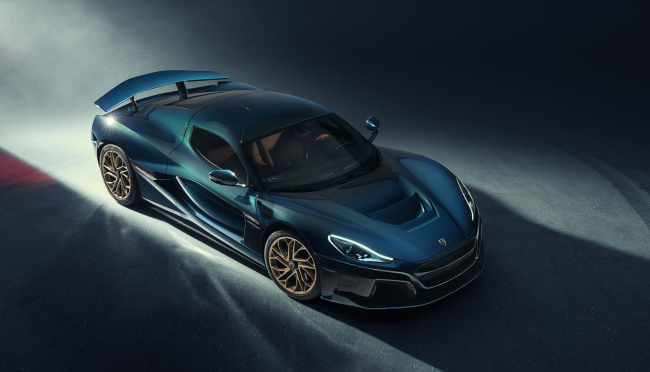 Rimac Nevera Beats Production Car Speed Record Tesla Model S Plaid race