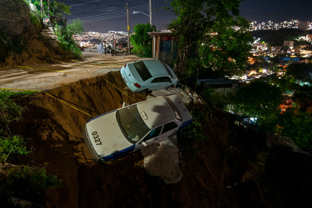 Earthquake Lights Mexico City and Acapulco