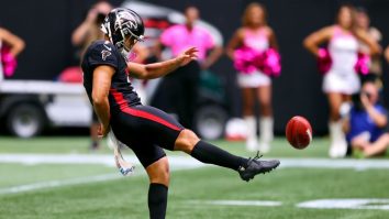 The Falcons Forgot Their Kicking Net For London Game So They Improvised With A Very British Solution
