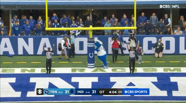 Colts Mascot Blue Bang Head Field Goal Titans