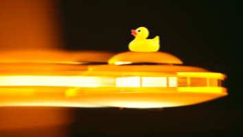 US Spy Plane Footage Showing Rubber Duck Shaped UFO Flying 200 MPH Baffles Experts