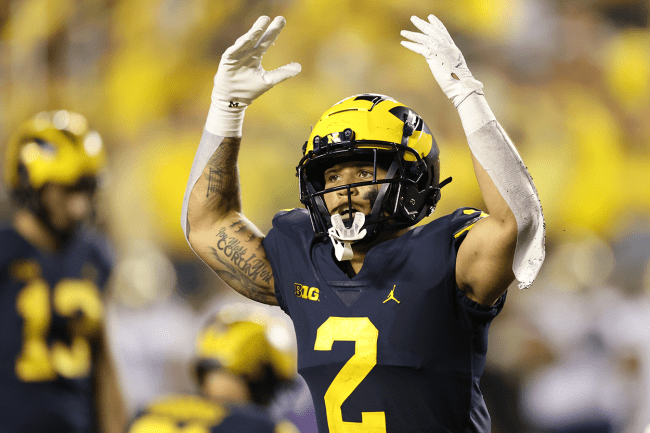 Michigan Running Back Blake Corum Name Image Likeness Turkey Thanksgiving Charity Hand Out Giveaway