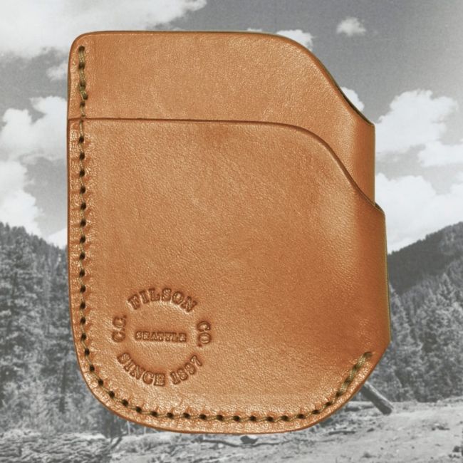 Looking For An Elite Holiday Gift? Check Out Filson's Leather Bags And Leather Goods