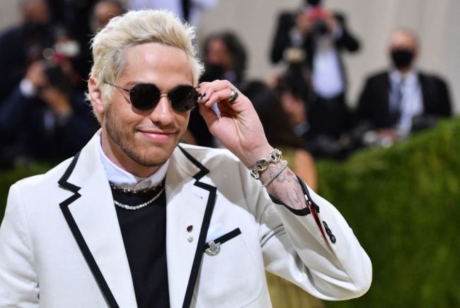 Pete Davidson Kim Kardashian Dating Rumors Kanye West Kid Cudi Birthday Dinner Sushi Nobu Knott's Scary Farm