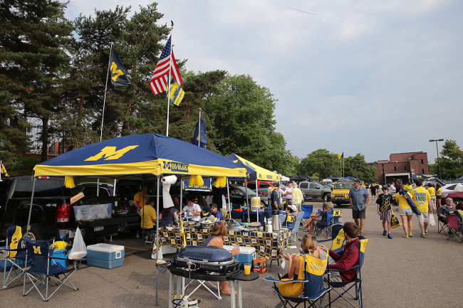 Michigan Football Tailgate Bus Insults Ohio State