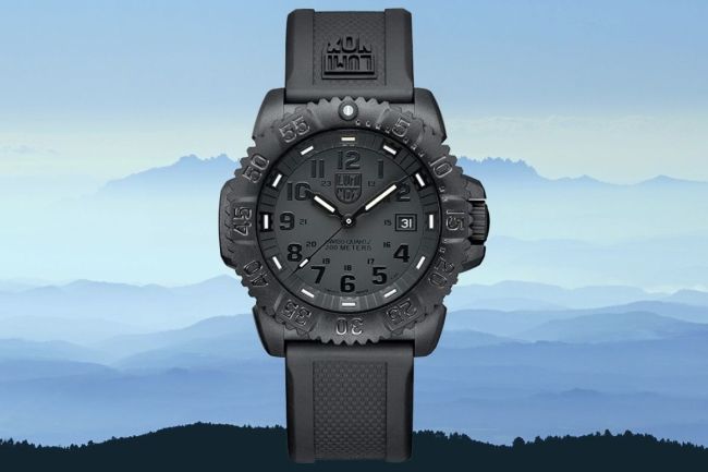 11 Watches On Sale Right Now That Make Perfect Gifts And Stocking Stuffers