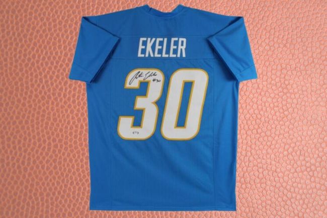 The Best NFL Football Memorabilia Under $250 On CollectibleXchange