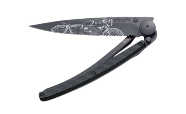 Everyday Carry Essentials: Hot Cool Tokyo Flat Box, Ester Camper's Axe, And More