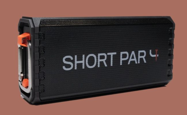 Everyday Carry Essentials: Tanner Goods Travel Wallet, SP4 Portable Wireless Golf Speaker, And More