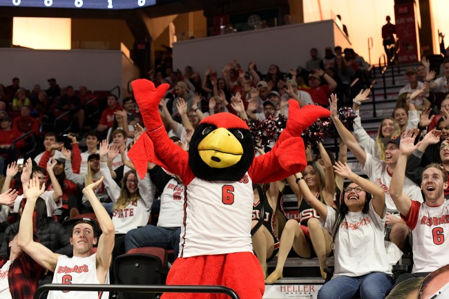 illinois-state-chicago-state-scoring-error-attention-from-gamblers