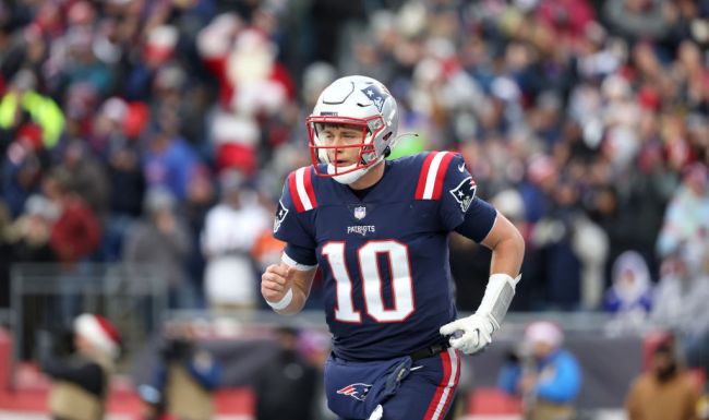 Mac Jones' Recent Performances Should Be Concerning For Patriots Fans