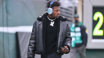 Adam Schefter Disputes Previous Claim About Antonio Brown’s Future