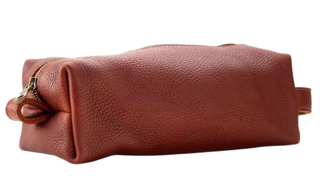 Everyday Carry Essentials: Ombraz Dolomite, James Brand Cache River, And More