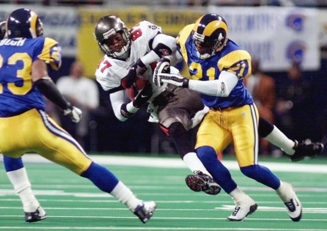 tampa-bay-buccaneers-fans-upset-controversial-loss-rams