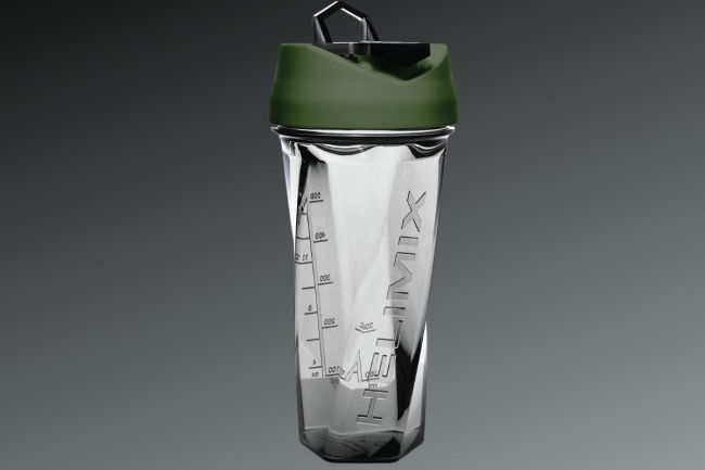 We Reviewed The 5 Best Protein Shaker Bottles, Here's What We Found