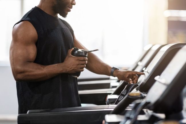 We Reviewed The 5 Best Protein Shaker Bottles, Here's What We Found