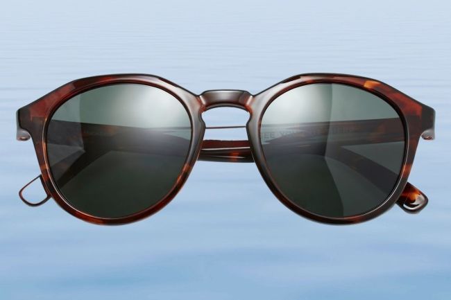 9 Travel Essentials For Escaping The Cold Winter Weather
