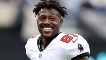 Antonio Brown Has Actually Admitted He Took Things Too Far Against The Jets