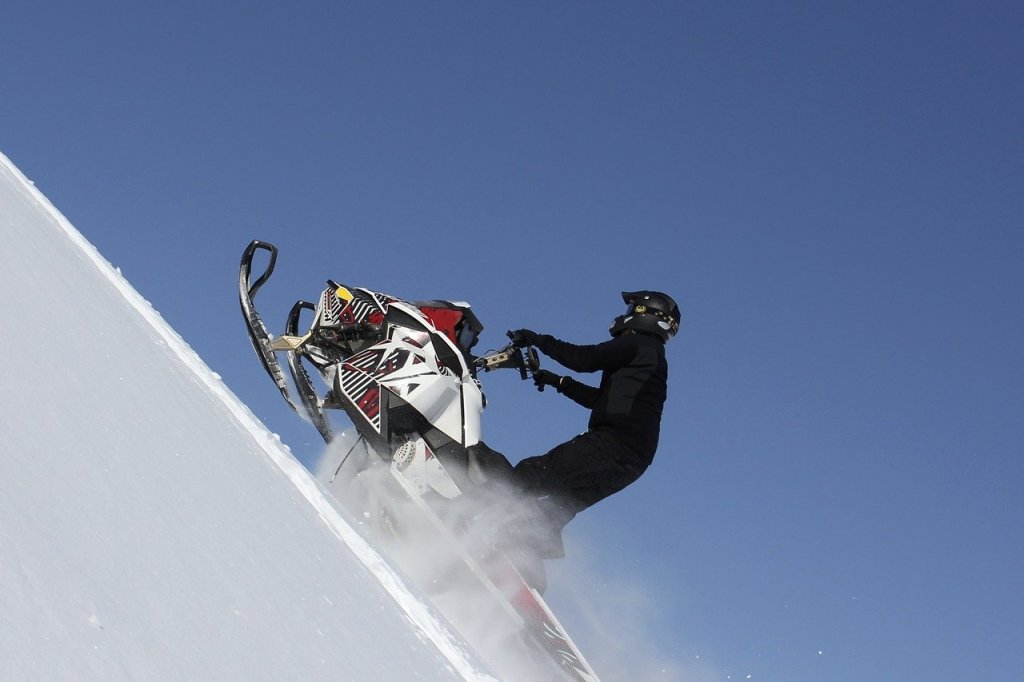 Snowmobiler Watches A Freak Avalanche Completely Bury His Riding Partner Before Racing To The Rescue