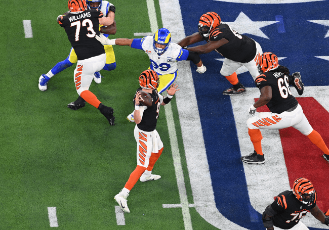 Aaron Donald Appeared To Be Offside On Crucial 4th-And-1 In Super Bowl