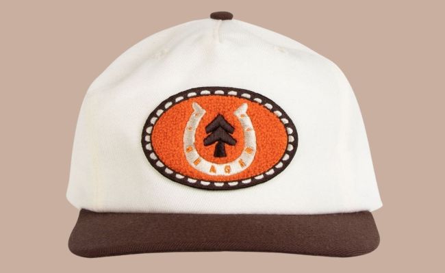 Everyday Carry Essentials: Seager x Huckberry Snapback, Egoist Ash Tray, And More